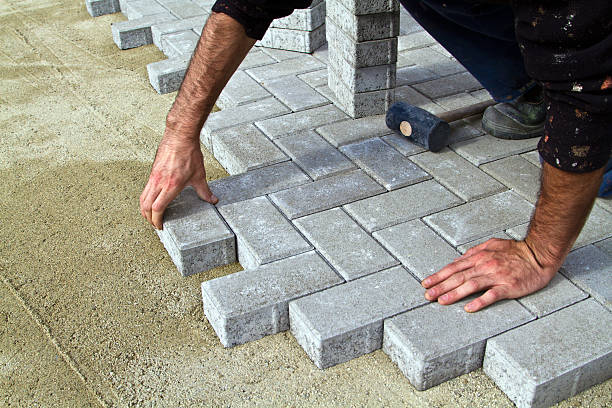  Mayflower Village, CA Driveway Pavers Pros